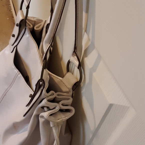 Handbag - Picture 2 of 5